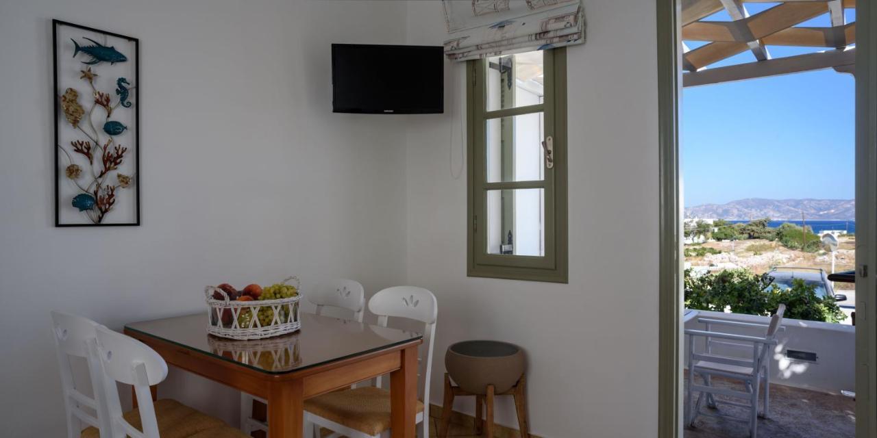 Mirabeli Apartments & Suites Pollonia Eksteriør bilde
